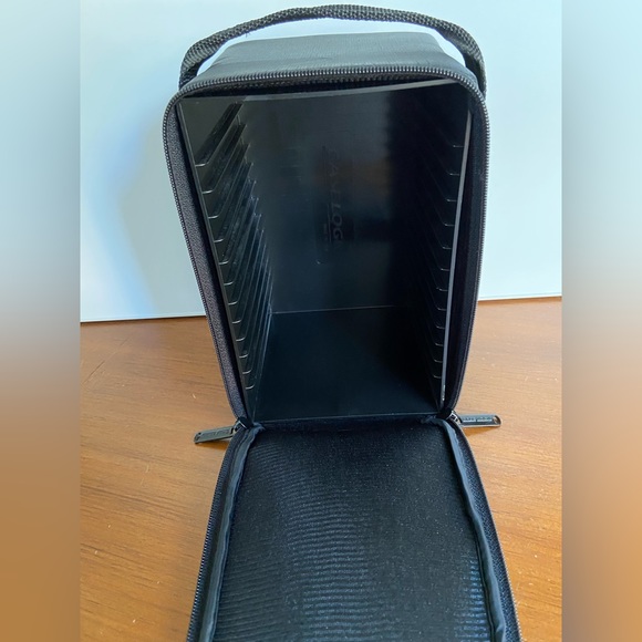 Vintage Case Logic 15 CD Portable Storage / Carrying Case, Black, 1 of 2 - Picture 8 of 9